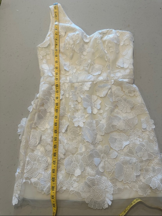 NWOT Dress The Population 3D White Floral One Shoulder Mini Dress Small - Picture 7 of 7